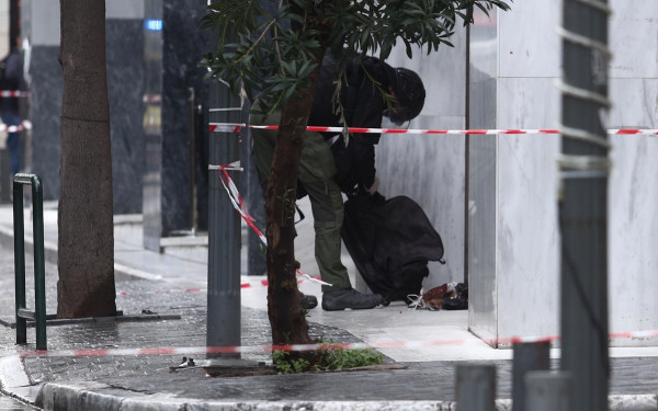 Αθήνα: Λήξη συναγερμού για τη βαλίτσα - Είχε ρούχα μέσα (φωτ.)