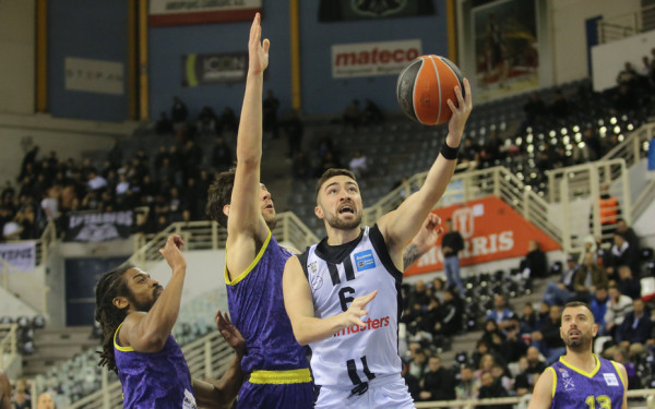 Μπάσκετ: Δυσκολεύτηκε αλλά νίκησε ο ΠΑΟΚ (βίντεο)