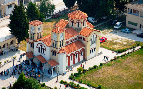 Καβάλα: Ο εορτασμός του Αγίου Γρηγορίου στην ιστορική κοινότητα της Νέας Καρβάλης και οι μνήμες των προσφύγων της Καππαδοκίας (φωτ.)