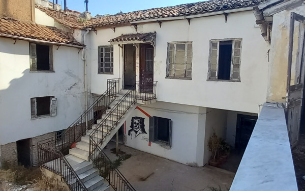 Ξεκινά η αποκατάσταση στην Οικία Παλαμά (φωτ.)