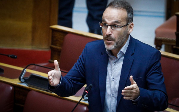 Γ. Γκιόκας: Πώς μπορώ να αναθεωρήσω την ψήφο μου, αν γίνει κάτι συνταρακτικό, όταν θα έχω ψηφίσει με επιστολική 10 μέρες πριν;