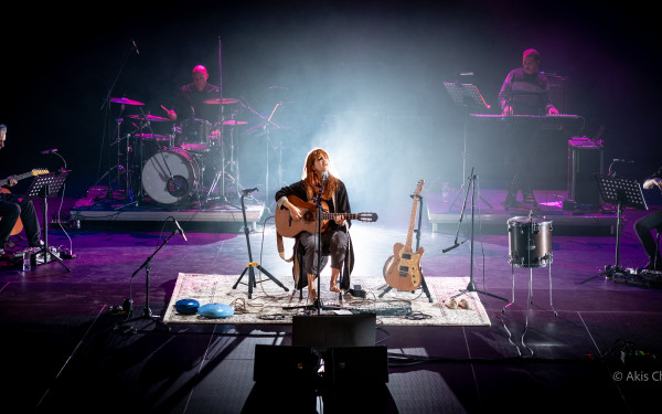 Μαρία Παπαγεωργίου στο makthes.gr: «Οι μουσικοί είμαστε μικρά αυτόνομα αστεράκια, μας λείπει ένα ολοκληρωμένο σύμπαν»