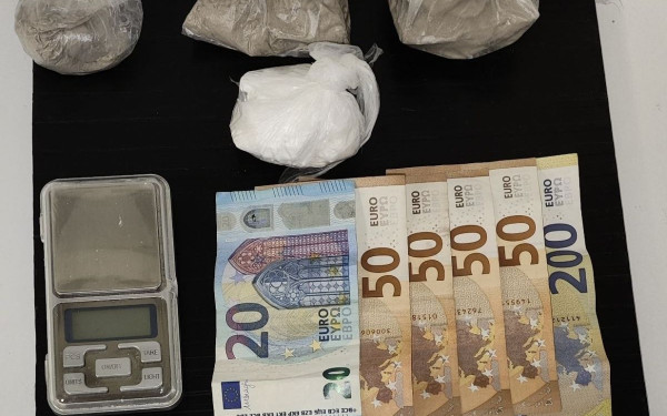 Θεσσαλονίκη: Συνελήφθη άνδρας για κατοχή και διακίνηση ναρκωτικών ουσιών