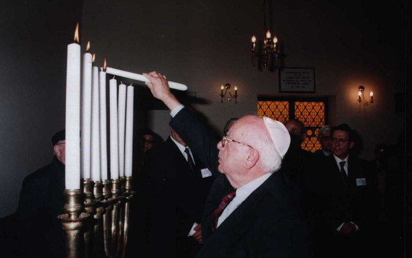 Ημέρα Μνήμης Ολοκαυτώματος: Η διάσωση του Ισάακ Ελιέζερ από την αγωνίστρια της Αντίστασης Μαρία Δημάδη