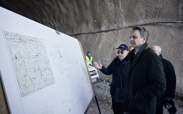 Ο Κυριάκος Μητσοτάκης εγκαινίασε το νέο οδικό άξονα Άκτιο - Αμβρακία