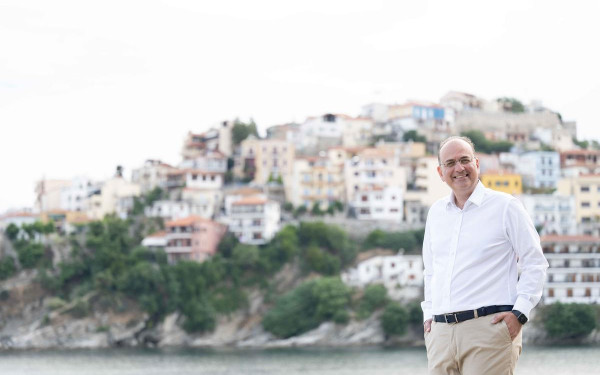 Μακάριος Λαζαρίδης στη «ΜτΚ»: Ο μόνος μας αντίπαλος είναι τα προβλήματα της κοινωνίας