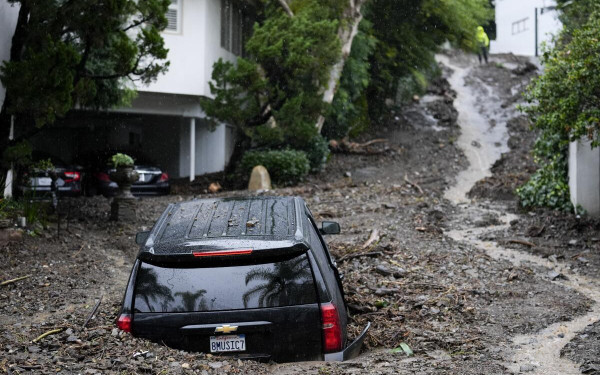 ΗΠΑ: Τουλάχιστον 3 νεκροί από σφοδρή καταιγίδα στην Καλιφόρνια