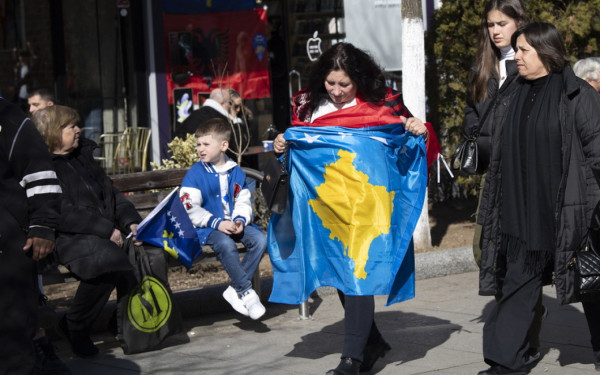 Εορτασμοί στην Πρίστινα για τα 16 χρόνια από την ανεξαρτησία του Κοσόβου
