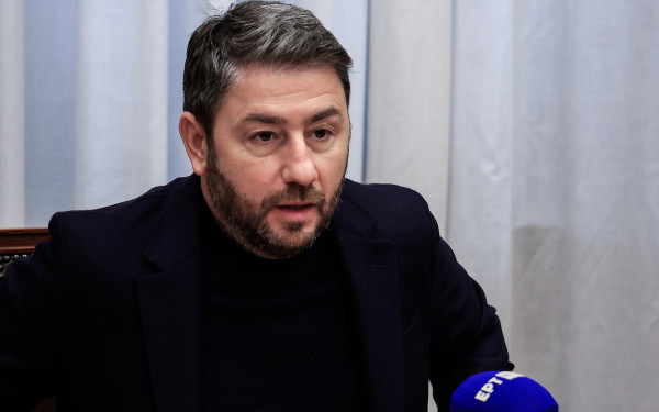 ΠΑΣΟΚ: Διπλό επεισόδιο ανάμεσα σε Ανδρουλάκη και βουλευτές του για τα μη κρατικά ΑΕΙ- Βάζει κομματική πειθαρχία