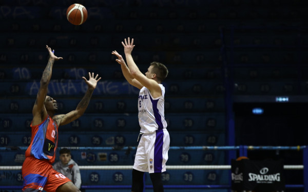 Μπάσκετ: Ο Ηρακλής νίκησε και τον Χαρίλαο Τρικούπη και «πετάει» προς τα πλέι οφ (βίντεο)