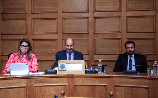 Τέμπη: Αυτά είναι τα πορίσματα των κομμάτων - Τα κοινά στοιχεία και οι διαφορές