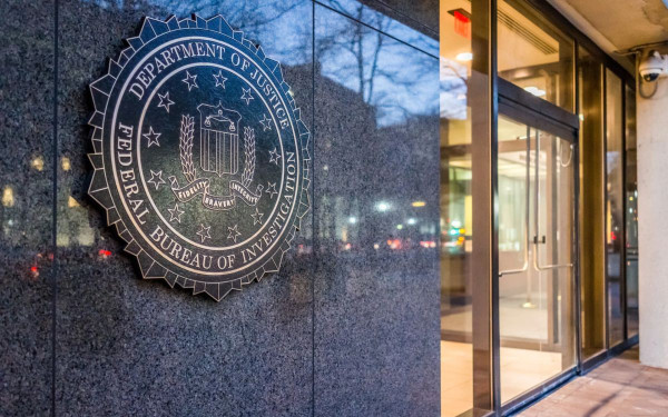 ΗΠΑ: Το FBI και άλλες  ομοσπονδιακές υπηρεσίες καλούν τους εργαζομένους τους να αγνοήσουν τον Ι. Μασκ