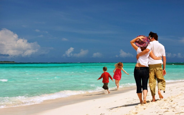 ΔΥΠΑ: Λήγουν τέλος του μήνα τα voucher κοινωνικού τουρισμού 2023-2024