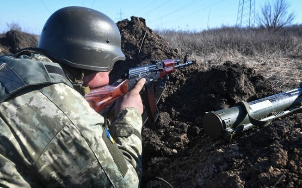 Ουκρανοί στρατιώτες αιχμαλωτίστηκαν κατά την αποχώρησή τους από την Αβντιίβκα