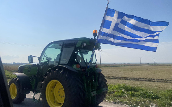 Αγρότες - Κτηνοτρόφοι: Κινητοποιήσεις σε Λάρισα, Πάτρα - Πανελλαδική σύσκεψη στις 23 Νοεμβρίου