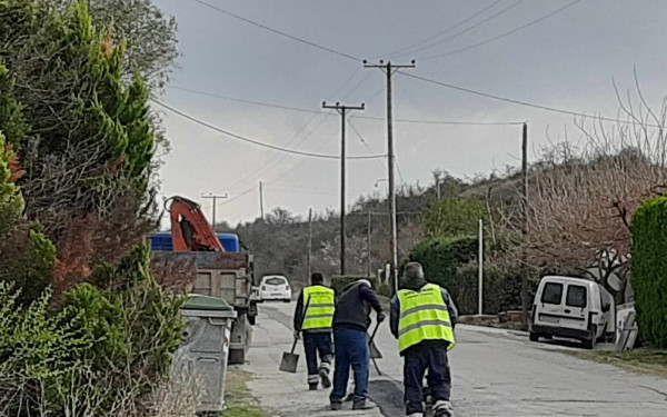 Θέρμη: Άρχισε η αποκατάσταση του δρόμου Καρδίας - Ν. Ρυσίου (φωτ.)