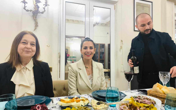 Γεύμα της δημάρχου Καλαμαριάς Χρ. Αράπογλου με τον υποπρόξενο της Γεωργίας στη Θεσσαλονίκη