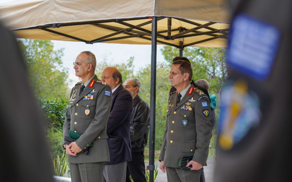 Εγκαινιάστηκαν οι νέες εγκαταστάσεις των αλεξιπτωτιστών στην Νέα Πέραμο (φωτ.)