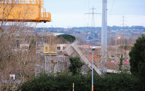 Κατέρρευσε εργοτάξιο του μετρό στη Γαλλία: Ένας νεκρός και τραυματίες (βίντεο)