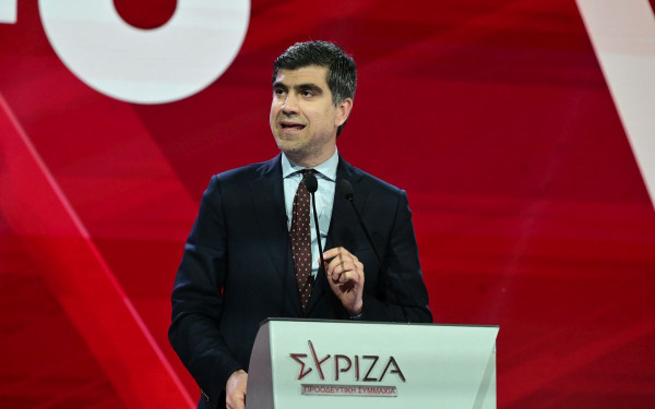 Χείρα... διαλόγου έτεινε το ΠΑΣΟΚ στον ΣΥΡΙΖΑ με την τοποθέτηση Γλαβίνα στο συνέδριο