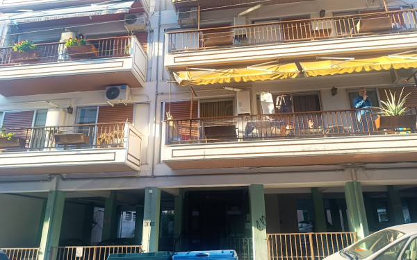 Θεσσαλονίκη: Η ανακοίνωση της ΕΛΑΣ για την γυναικοκτονία στην Χαριλάου