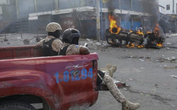 Αϊτή: Οι ένοπλες συμμορίες στη χώρα στρατολογούν ολοένα και περισσότερα παιδιά