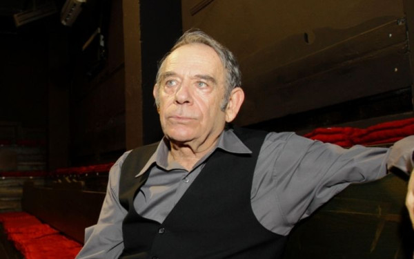 Φίνος Φιλμ για Ηλία Λογοθέτη: Θα μας λείψει η αβίαστη ευγένεια και το τακτ του (βίντεο)