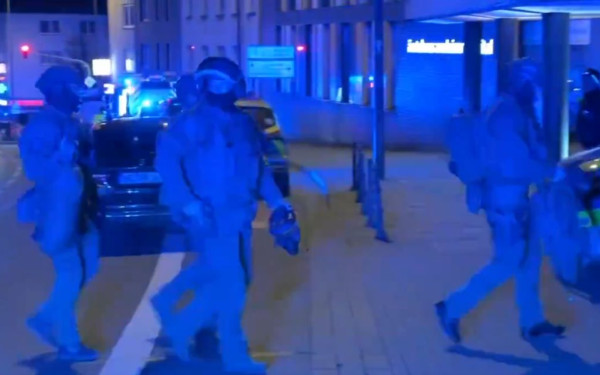 Συναγερμός στη Γερμανία: Ένοπλη γυναίκα κρατάει ομήρους σε νοσοκομείο στο Άαχεν (βίντεο)