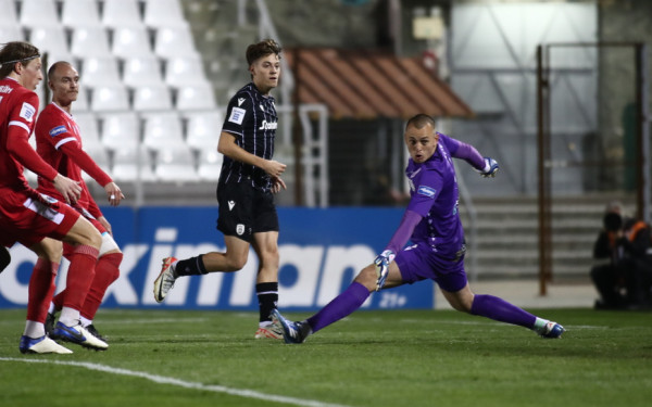 Πανσερραϊκός - ΠΑΟΚ 0-2: Απόδραση με «κλειδί» τον Κωνσταντέλια