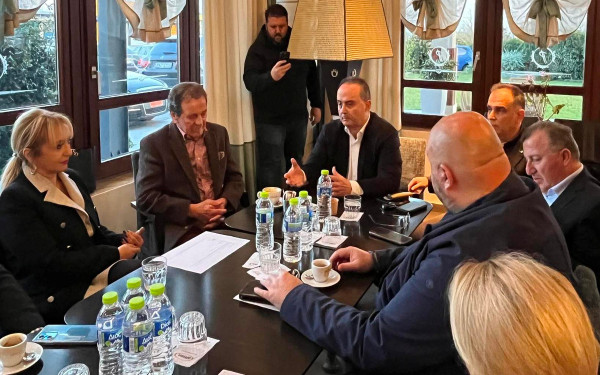 Κατερίνη: Ευρεία σύσκεψη για το Fly Over και τις επιπτώσεις στον τουρισμό της Πιερίας