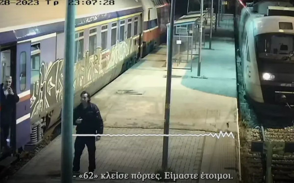 «62 κλείστε πόρτες και είμαστε έτοιμοι»: Νέα ηχητικά και βίντεο λίγο πριν την τραγωδία στα Τέμπη