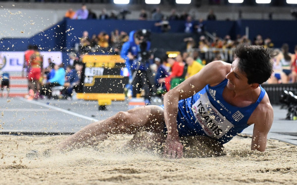 Παγκόσμιο κλειστού στίβου: Χαμηλή «πτήση» για τον Τσιάμη στο τριπλούν (βίντεο)