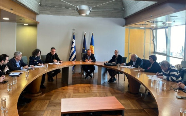 Θεσσαλονίκη: «Να καταλήξουμε σε μια βιώσιμη λύση» ζήτησε για τις φορτοεκφορτώσεις ο Στ. Αγγελούδης