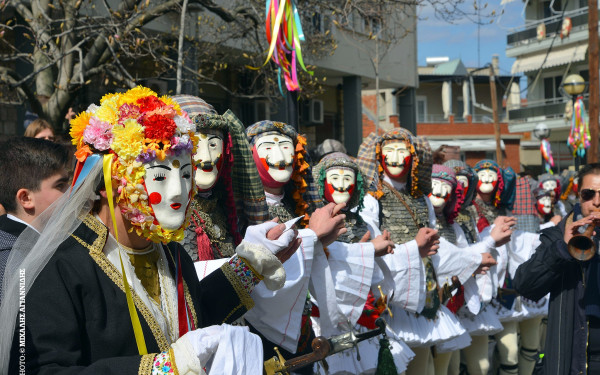 Ξεκινά το μοναδικό δρώμενο της Νάουσας «Γενίτσαροι» και Μπούλες