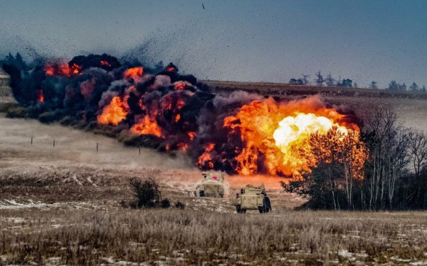 Τα πυρηνικά γυμνάσια μπορεί να ηρεμήσουν τους «θερμοκέφαλους» στη Δύση λέει το ρωσικό ΥΠΕΞ