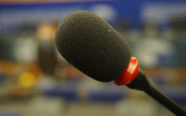 Μαθητές και μαθήτριες τριών λυκείων του δήμου Νεάπολης-Συκεών σε ρόλο ευρωβουλευτή και ευρωβουλεύτριας