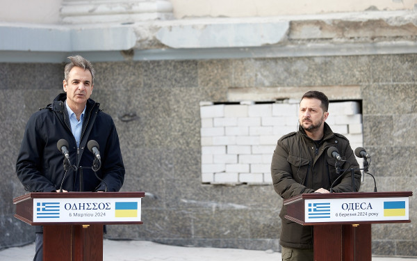 Νέα επικοινωνία Μητσοτάκη - Ζελένσκι: Η Ελλάδα θα συνεχίσει να στηρίζει την Ουκρανία