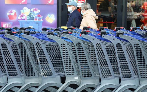 Πολύ σκληρή για να πεθάνει η ακρίβεια