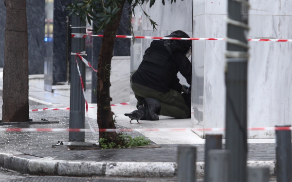 Αθήνα: Συναγερμός για ύποπτη τσάντα δίπλα στο κτίριο του Πολυτεχνείου