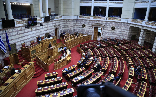 Βουλή: Συνεχίζεται για δεύτερη ημέρα η συζήτηση για τα μη κερδοσκοπικά πανεπιστήμια - Ομιλίες βουλευτών (Live)