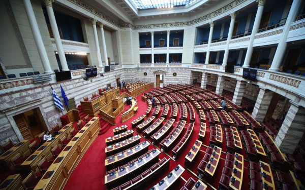 Βουλή: Υπερψηφίστηκε στην Επιτροπή το σχέδιο νόμου για την Κύρωση της Σύμβασης Υπο-Παραχώρησης Λιμένος Καβάλας
