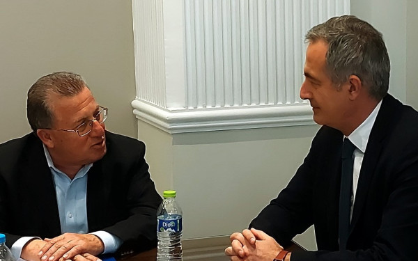 Συνάντηση του Δημάρχου Κατερίνης με τον ΥΜΑΘ