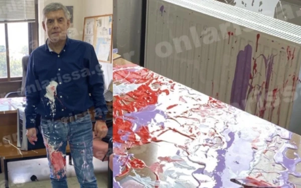 Κώστας Αγοραστός: Δέχθηκε επίθεση με μπογιές από τέσσερα άτομα στη Θεσσαλονίκη (φωτ.) - Tι λέει ο Πρύτανης του ΠΑΜΑΚ