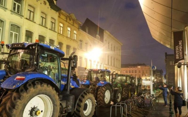 Βρυξέλλες: Νέα διαμαρτυρία των αγροτών σήμερα - Συνεδριάζουν οι υπουργοί Γεωργίας