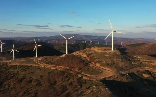 ΕΛΕΤΑΕΝ: Καμία έκρηξη ανεμογεννήτριας στη νότια Εύβοια