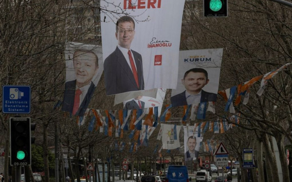 Τουρκία: Επεισοδιακά εξελίσσονται οι δημοτικές εκλογές - Τουλάχιστον ένας νεκρός και 12 τραυματίες (βίντεο, φωτ.)