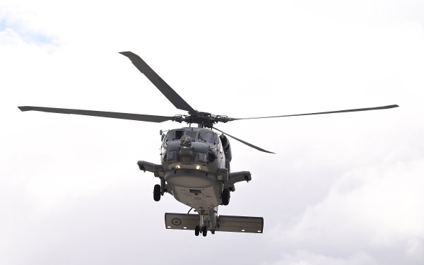 ΗΠΑ: Συναγερμός από την παρουσία ενός στρατιωτικού ελικοπτέρου κοντά στο αεροδρόμιο Ρίγκαν