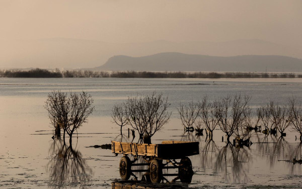Λίμνη Κάρλα: Επτά μήνες μετά τις καταστροφικές πλημμύρες (Βίντεο & φωτ.)