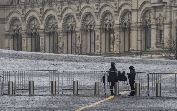 Ημέρα εθνικού πένθους σήμερα στη Ρωσία μετά το μακελειό στη Μόσχα με τους 133 νεκρούς (βίντεο)
