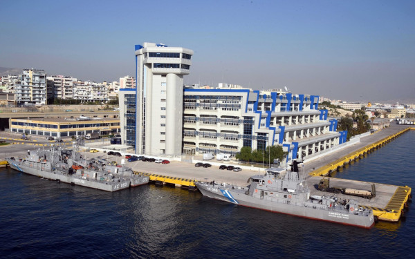 Eκατομμύρια φαρμακευτικά χάπια στο λιμάνι του Λαυρίου